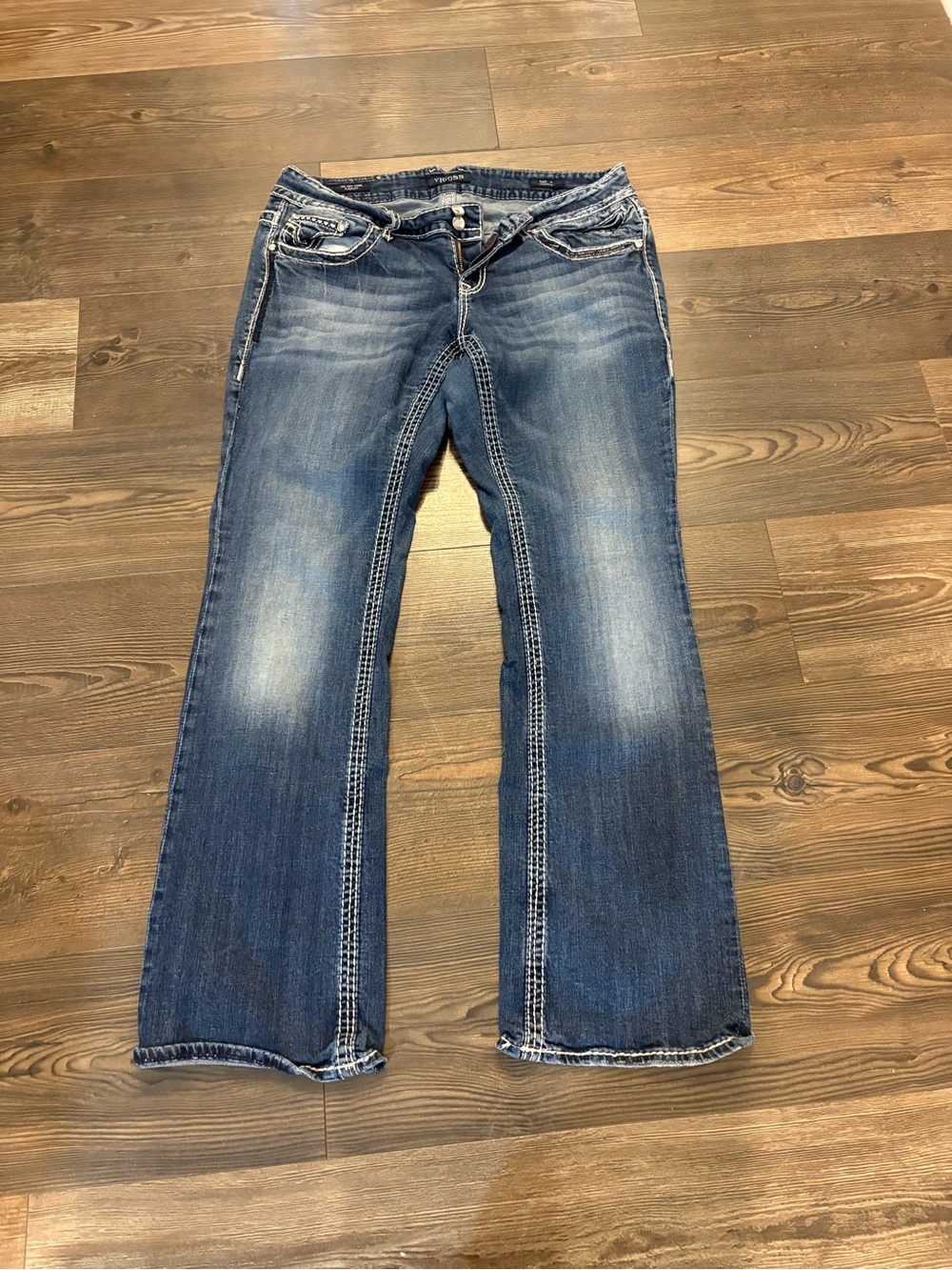 Vigoss Woman’s Medium Blue Flared Jeans with Contrast Stitching 14